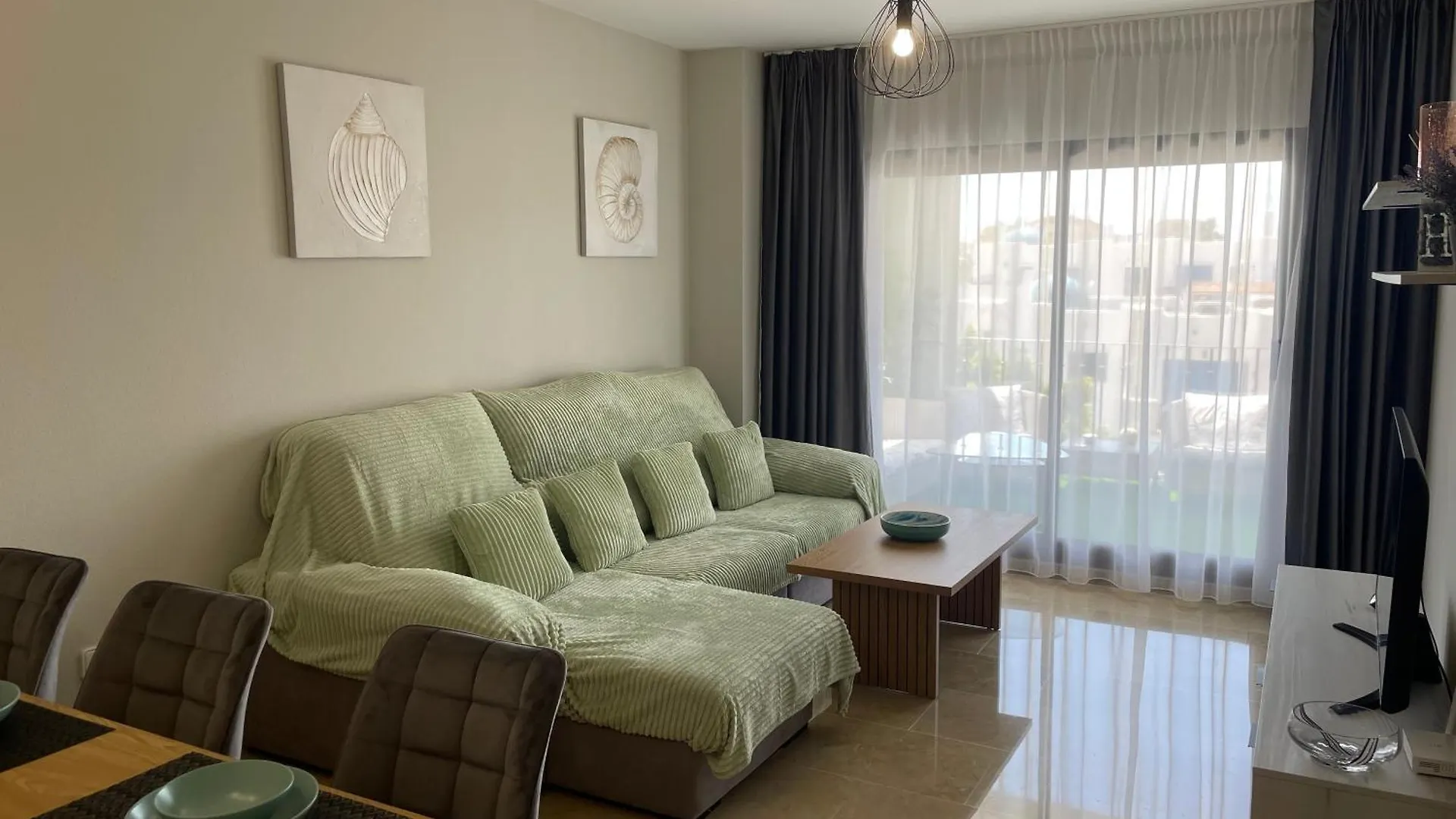 Apartamento En Marina Duquesa Castillo de Sabinillas