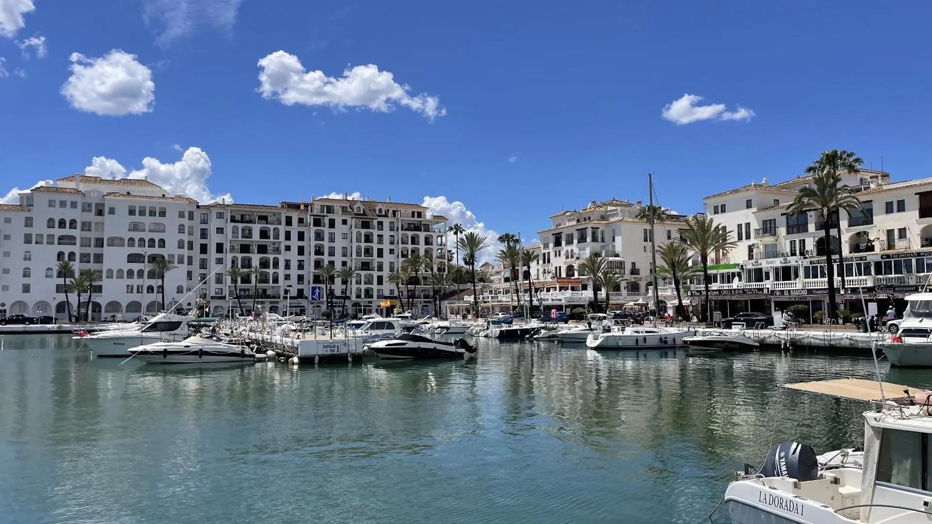 아파트 Apartamento En Marina Duquesa Castillo de Sabinillas